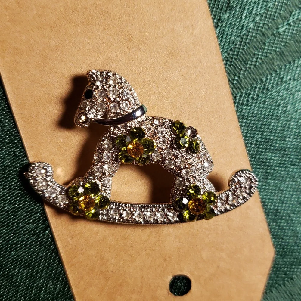 Brooch Rhinestone Rocking Horse - Picture 6 of 6
